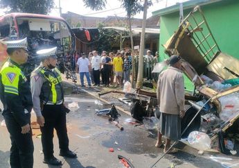 Innalillahi, Bus Pariwisata di Malang Terlibat Kecelakaan Beruntun, Seruduk Truk dan Rumah hingga Tewaskan Satu Pengendara Motor