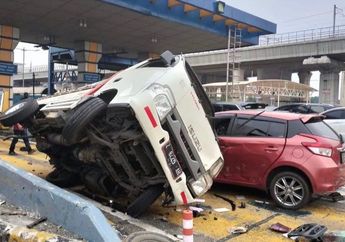 Innalillahi, 7 Kendaraan Terlibat Kecelakaan Beruntun di Gerbang Tol Halim hingga Ringsek, Begini Kronologi Kejadiannya