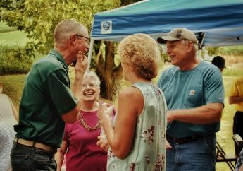 5 Shio Paling Bahagia Kumpul Bareng Keluarga, Selalu Merasa Nyaman di Tengah Orang Tercinta