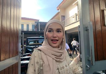 Hampir Terlambat Salat Idulfitri, Ayu Ting Ting Auto Nyebut: Bisa Ngamuk Ayah!