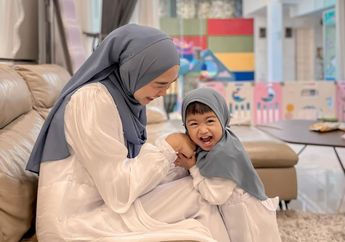 Reaksi Tak Terduga Moana Saat Ria Ricis Jadi Guru di Sekolah, Mantan Istri Teuku Ryan Sampai Kapok!