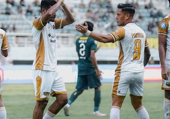 Hasil Liga 1 - Persebaya Kalah Telak di Kandang, Ricky Kambuaya Minta Maaf Sakiti Mantan