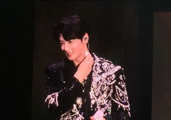 Bikin Ngakak, Ini Tanggapan Lucu Cha Eunwoo Ketika Diminta Fans Lempar Tisu Bekas Lap Keringatnya