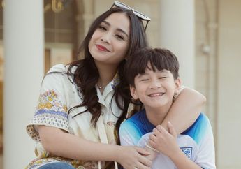 Centil Sejak Bocil, Nagita Slavina Kecil Disebut Kembaran Rafathar Versi Cewek, Foto ini Jadi Bukti