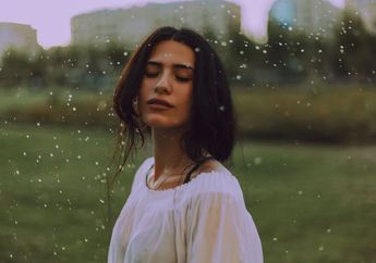 3 Shio Berbakat Jadi Pawang Hujan, Diam-diam Punya Koneksi Kuat dengan Alam