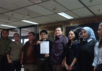 Agnez Mo Disomasi Pencipta Lagu Buntut Nyanyikan &lsquo;Bilang Saja&rsquo; di 3 Konser Berbeda