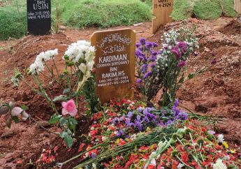 Sempat Diamputasi, Tubuh dan Kaki Jenazah Dorman Borisman Dikubur Satu Liang Lahat