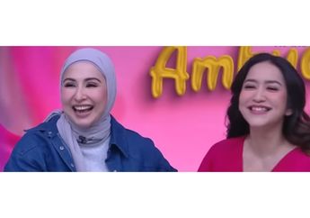 Momen Risma Nilawati dan Leya Kuatkan Deswita Maharani di Pemakaman Sang Ayah Bikin Netizen Salut