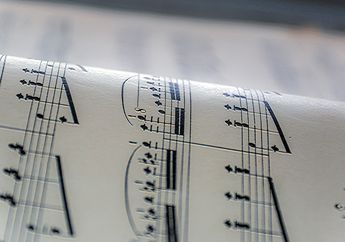 Arti Mimpi Mendengarkan Musik, Pertanda Datangnya Kebahagiaan dalam Hidup