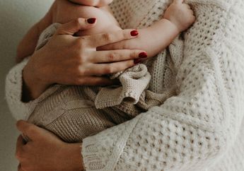 4 Arti Mimpi Gendong Anak, Ada Keberuntungan dan Hal Baru Menghampiri