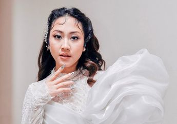 Bidadari Bersuara Emas, Sherina Munaf Tampil Glamor dengan Gaun Megah di Konser Orkestra Addie MS