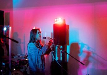 5 Arti Mimpi Lomba Karaoke Ada Hal Baik dalam Hidup, Pertanda Kegembiraan dan Percaya Diri