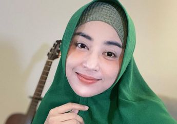 Dewi Perssik Sembelih Sapi Berbobot 1 Ton di Rumah untuk Rayakan Idul Adha 2024