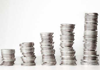 5 Shio Paling Pintar Hidup Ngirit, Gak Mudah Tergoda Beli Barang Tak Berguna