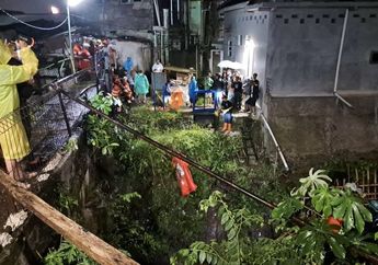 Innalillahi, Jasad Pria Paruh Baya Ditemukan di Aliran Kali Cidepit Bogor, Berawal dari Kerumunan Lalat