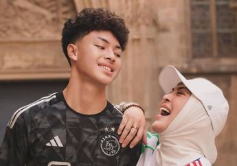 Antar Keanu Main Bola di Barcelona, Tangis Angelina Sondakh Pecah Ungkap Kisah Traumatis Ingat Almarhum Suami yang Meninggal Dunia 