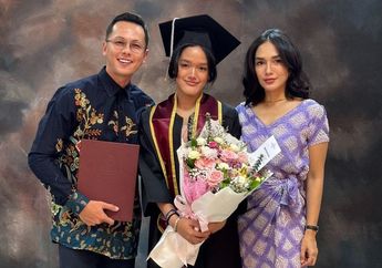 Super Bangga! Ussy Sulistiawaty Histeris Putrinya Diterima di UI, Sebut Jadi Kado Terbaik