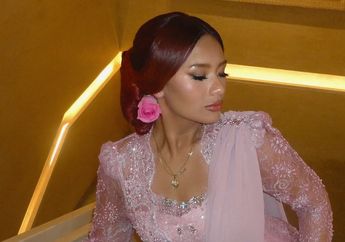 Zahwa Massaid Buat Pangling Netizen dengan Tampilan Anggun Berkebaya di Acara Siraman Aaliyah