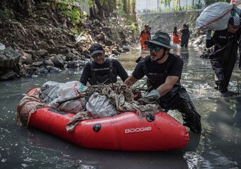 Merayakan Hari Sungai Nasional, SayaPilihBumi Gelar Aksi Bersih-Bersih Sungai di Sekitar Wilayah Kompas Gramedia