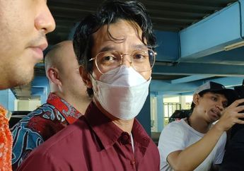 Edward Akbar Cari Kerja Sampingan, Sepi Job Usai Dilaporkan Kimberly Ryder ke Polisi
