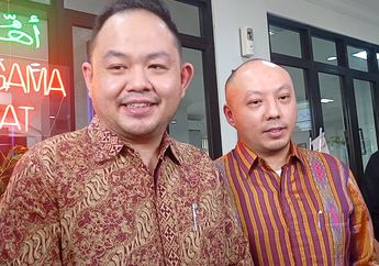 Lihat Anak-anak Kimberly Ryder Naik Kendaraan Umum, Edward Akbar Cuek