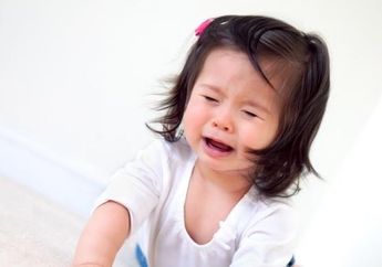 5 Tips Tangani Balita Tantrum Tanpa Drama, Chill Aja Bun!