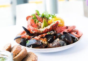 3 Shio Pecinta Seafood, Auto Ga Doyan Makan kalau Nggak Ada Cumi, Udang, Ikan atau Lobster