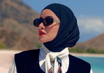 Olla Ramlan Tampil Glamor Bertabur Kristal Berkilau Pada Hijab, Intip Pemotretan Terbaru Sang Selebriti!