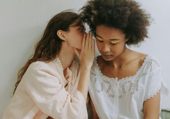 4 Zodiak Paling Julid, si Paling Terdepan Diajak Ngomongin Orang!