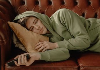 5 Shio Paling Malas Tawuran, Rebahan di Rumah Lebih Hemat Energi dan Biaya