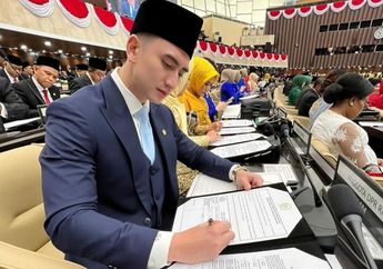 Verrel Bramasta Buka Suara Soal Video Viral yang Tuding Dirinya Main Hp saat Rapat DPR 