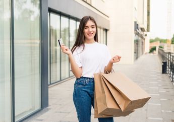 7 Arti Mimpi Belanja Pakaian, Bisa Jadi akan Dapat Pasangan dan Pekerjaan Baru