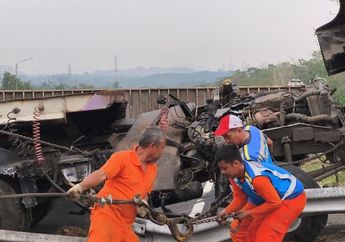 Terungkap Sosok Sopir Truk yang Diduga Jadi Penyebab Kecelakaan di Tol Cipularang, Punya 5 Anak dan Tinggal di Rumah Sederhana