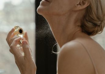 5 Aroma Parfum yang Cocok Dipakai ke Mal, Dijamin Tetap Menarik dan Segar Sepanjang Hari