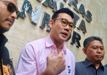 Diam-diam Laporkan Farhat Abbas Atas Dugaan Pengancaman, Densu Diperiksa 3,5 Jam