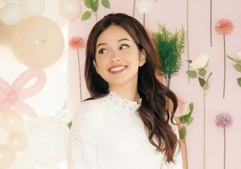 Rayakan Ulang Tahun ke 23, Rebecca Klopper Tampil Serba Putih bak Artis Jadul Tahun 80an