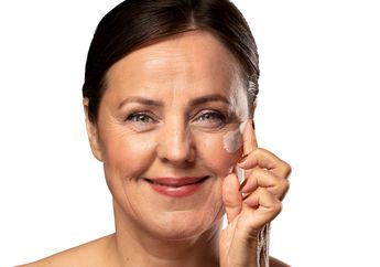 4 Kandungan Skincare Anti Aging untuk Wajah Awet Muda Tanpa Keriput, Wajib Tahu!