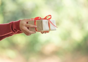 5 Shio Paling Menjaga Barang Pemberian Orang Tercinta, Disimpan di Tempat Khusus