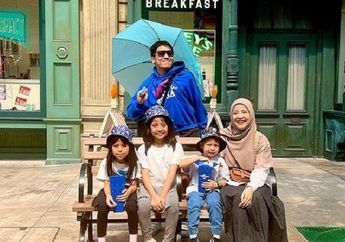 Rayakan Ulang Tahun Bareng Desta, Natasha Rizky Salting saat Digoda Anak-anaknya, Miskha Sebut Sang Ibunda Masih Sayang Ayahnya