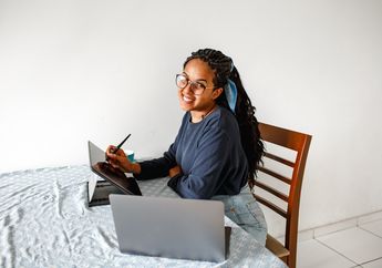 3 Shio Paling Beruntung di Tahun 2025, Finansial Meroket Hasil Kerja Keras, Senangnya!