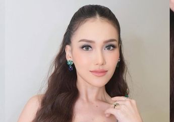 Ayu Ting Ting Tampil Anggun Kenakan Gaun Kristal Detail Transparan, Netizen Auto Dibuat Terpana!