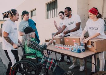 5 Ide Kegiatan Baksos untuk Sambut Natal 2024, Yuk Salurkan Kasih kepada Mereka yang Membutuhkan