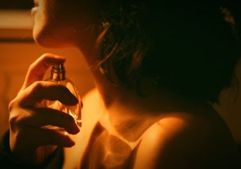 Tips Memilih Parfum untuk Menimbulkan Sensasi Menggoda, Aroma Seksi Penuh Daya Tarik!