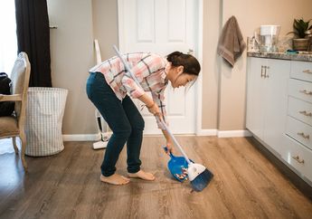 Alasan Mengapa Menyapu Rumah Tidak Dianjurkan saat Imlek, Pakar Feng Shui Beri Penjelasan