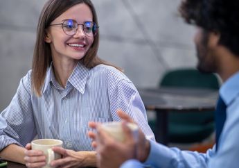 5 Shio Paling Pintar Menyembunyikan Kehidupan Asmara, Teman Bahkan Gak Pernah Tahu