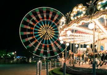 5 Arti Mimpi Naik Komedi Putar Pertanda Buruk, Simbol Kehilangan Arah dan Perasaan Bingung