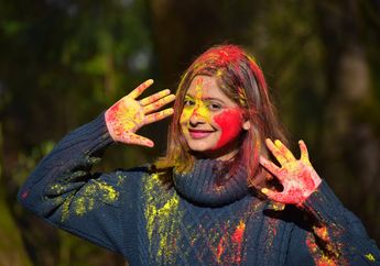 Warna Keberuntungan Tiap Shio di Tahun 2025, Emas Datangkan Rezeki Bagi Naga