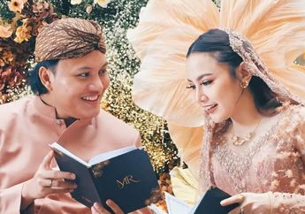 Syukuran 7 Bulan Kehamilan, Mahalini Tampil Spesial dengan Kebaya Rancangan Khusus Desainer Populer