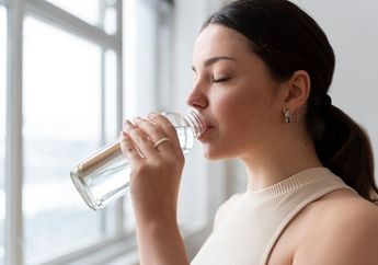 Biar Tak Mudah Lemas, Berapa Takaran Ideal Minum Air Putih Saat Sahur dan Buka Puasa Ramadan 2025?