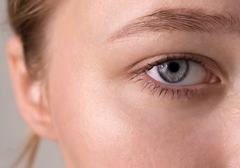 4 Jenis Treatment Klinik untuk Menghilangkan Kantong Mata Hitam, Tertarik Mencoba?